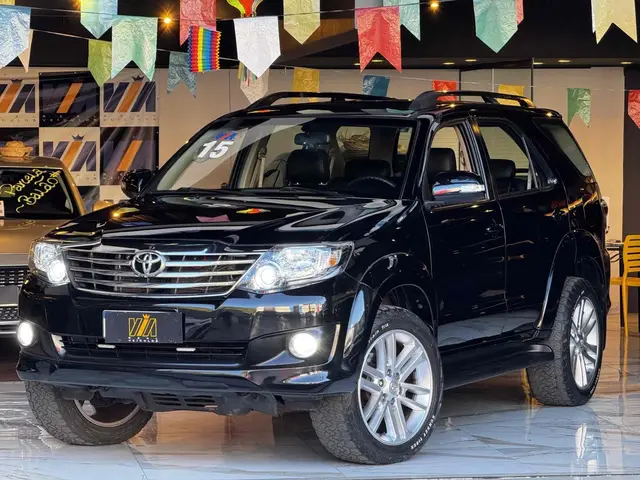 Carro Toyota SW4 2015 Hilux  2.7 4x2 SR (Flex)