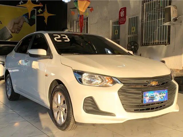 Carro Chevrolet Onix 2023 LT 1.0 Turbo