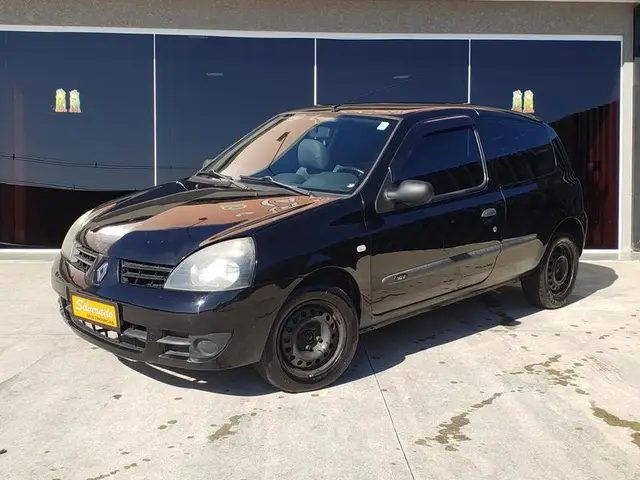 Carro Renault Clio 2011 Hi-Flex 1.0 16V