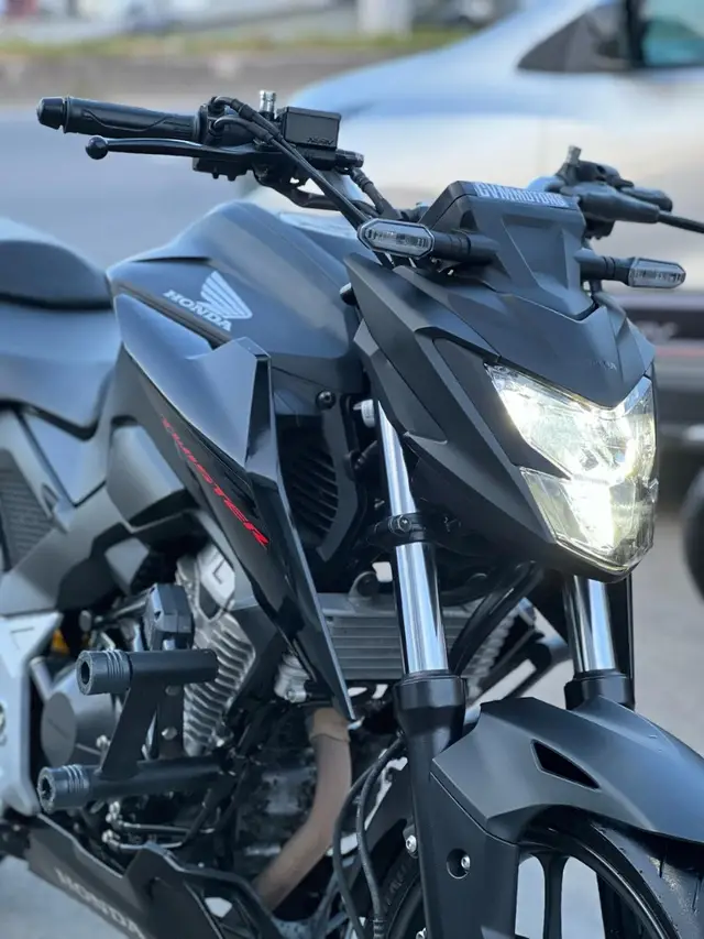 Moto Honda CB 300F Twister 2023 Standard