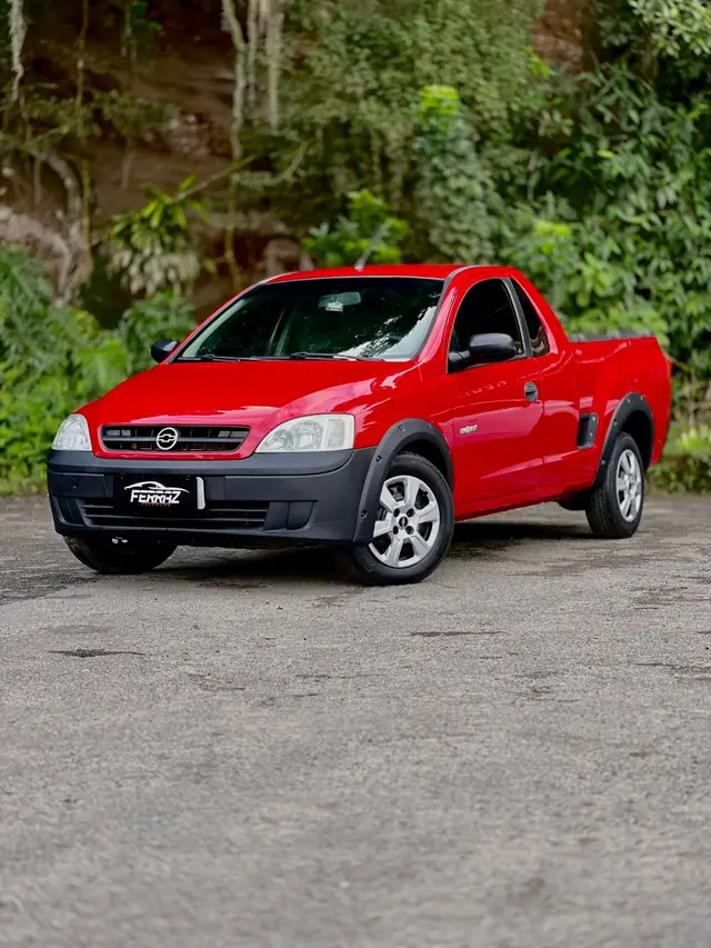 Carro Chevrolet Montana 2005 Conquest 1.8 (Flex)
