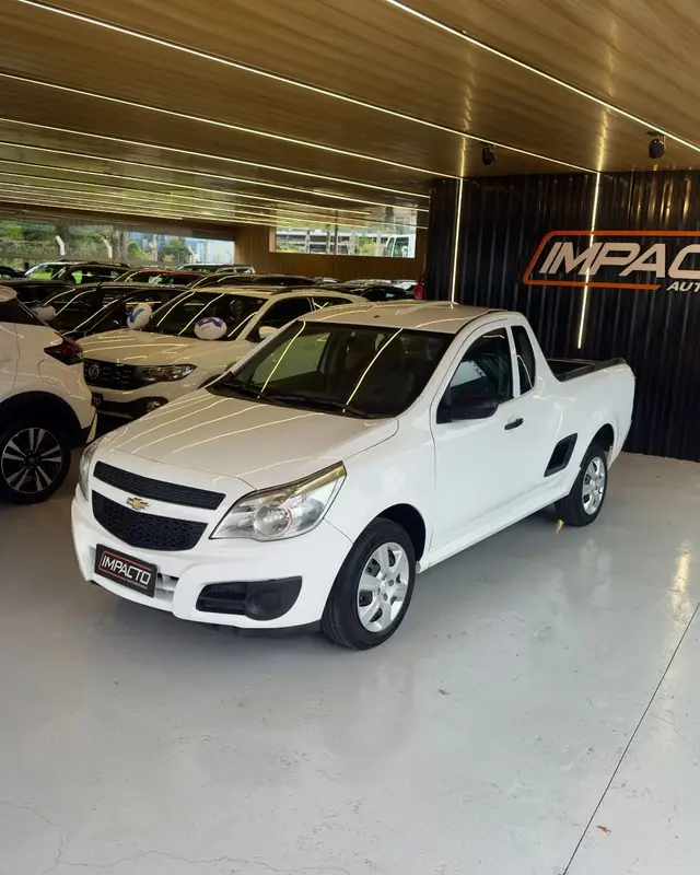 Carro Chevrolet Montana 2019 LS 1.4 (Flex)