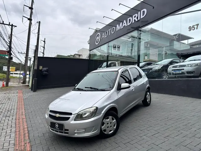 Carro Chevrolet Celta 2013 LT 1.0 (Flex)