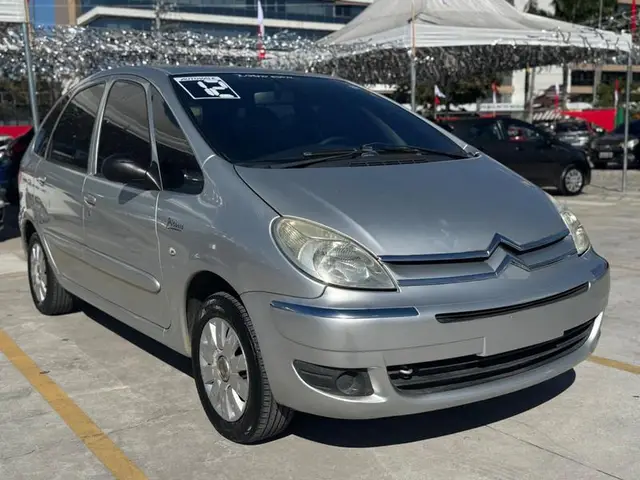 Carro Citroën Xsara Picasso 2012 Exclusive 1.6 16V (flex)