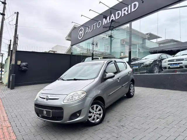 Carro Fiat Palio 2013 Attractive 1.0 8V (Flex)