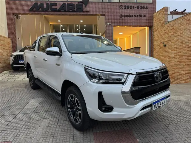 Carro Toyota Hilux Cabine Dupla 2024 SRX 4x4 2.8 Diesel
