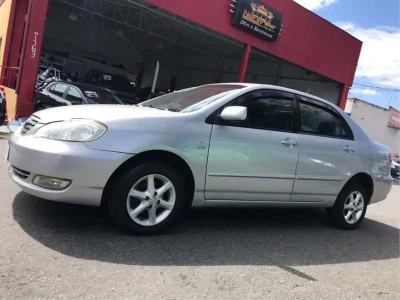 Toyota Corolla Sedan XLi 1.6 16V (aut)