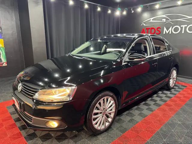 Carro Volkswagen Jetta 2012 2.0 TSI Highline DSG