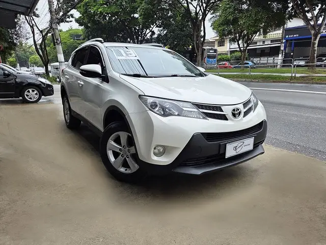 Carro Toyota RAV4 2013 4x2 2.0 16V (aut)