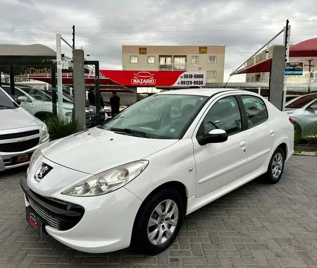 Carro Peugeot 207 Sedan 2011 207 Passion XR 1.4 8V (flex)