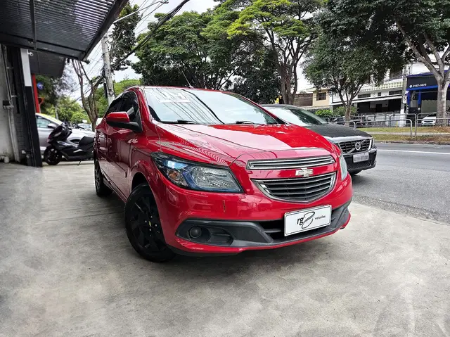 Carro Chevrolet Onix 2014 1.4 LT SPE/4