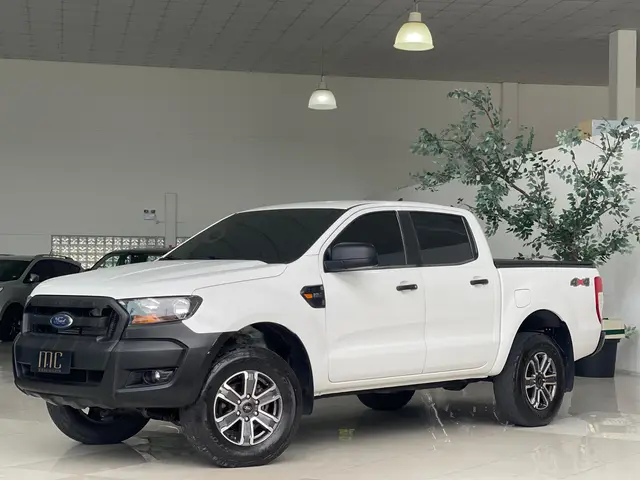 Carro Ford Ranger Cabine Dupla 2023 XL 2.2 Turbodiesel 4x4