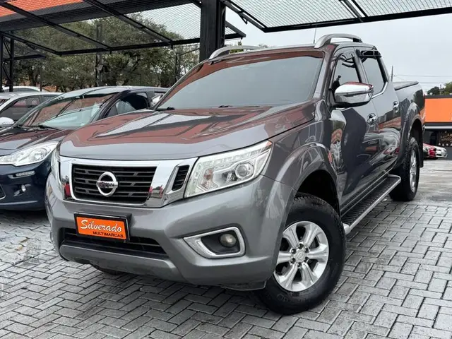 Carro Nissan Frontier 2018 2.3 TD CD LE 4x4 (Aut)
