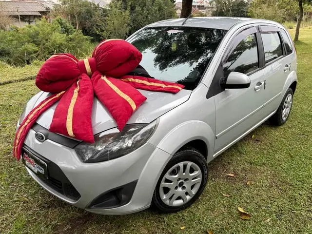 Carro Ford Fiesta Hatch 2011 1.0 (Flex)