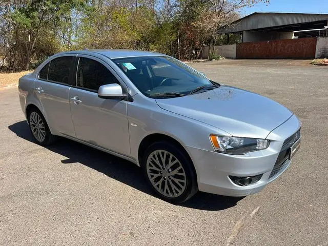 Carro Mitsubishi Lancer 2019 2.0 16V HL CVT