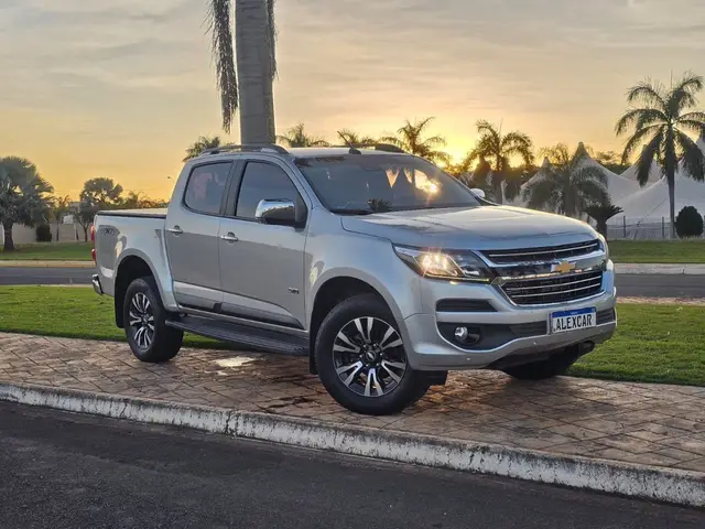 Carro Chevrolet S10 Cabine Dupla 2020 S10 2.8 CTDI LTZ 4WD (Cabine Dupla) (Aut)