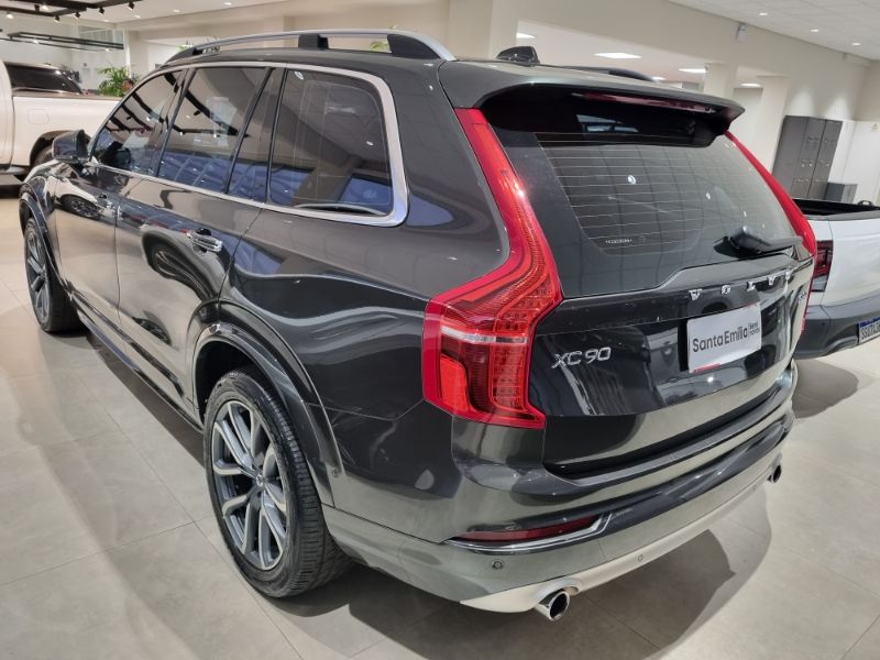 XC90 2.0 T6 Momentum AWD