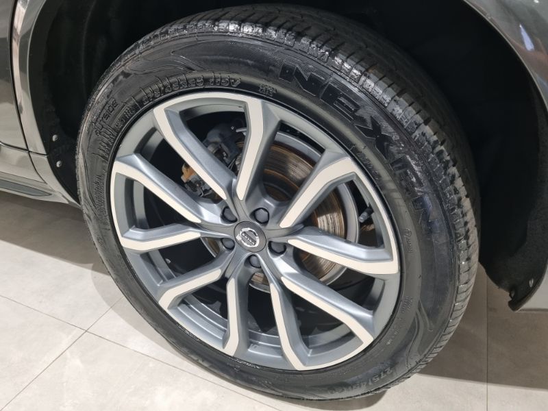 XC90 2.0 T6 Momentum AWD