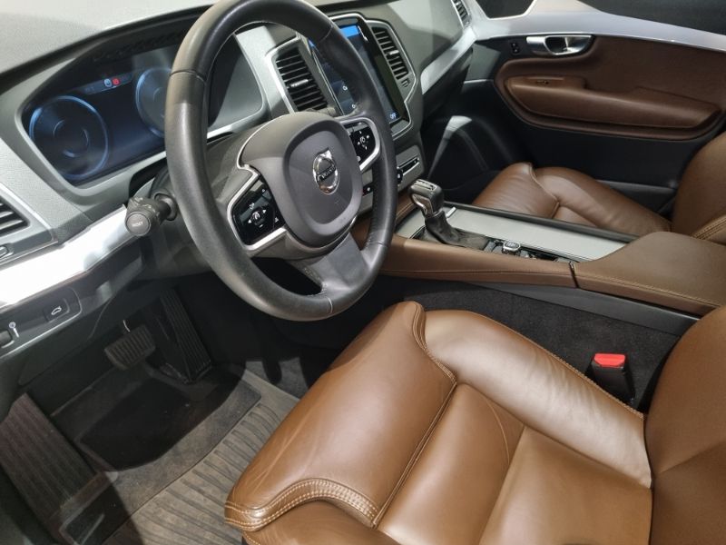 XC90 2.0 T6 Momentum AWD