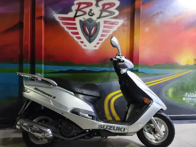 Moto Suzuki Burgman 2014 125i