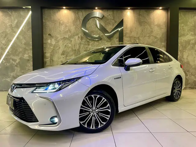 Carro Toyota Corolla 2023 Altis Hybrid Premium 1.8 Flex