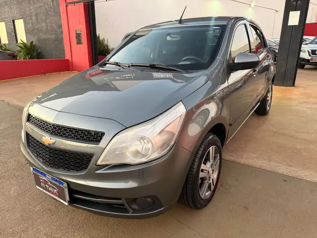 Carro Chevrolet Agile 2011 LT 1.4 8V (Flex)
