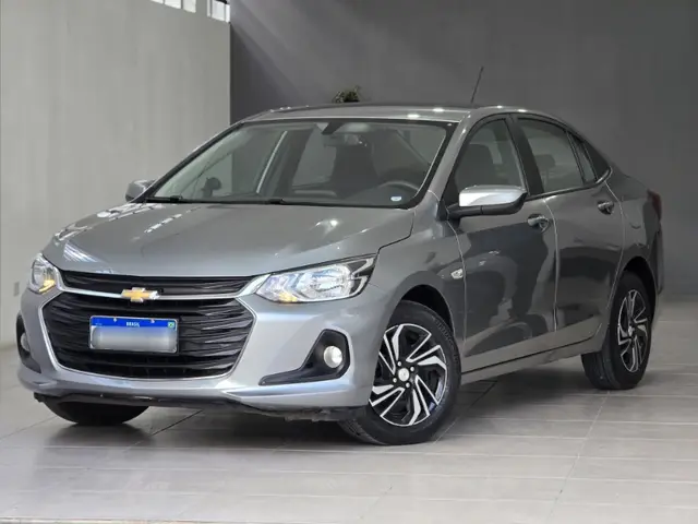 Carro Chevrolet Onix Plus 2024 LT 1.0