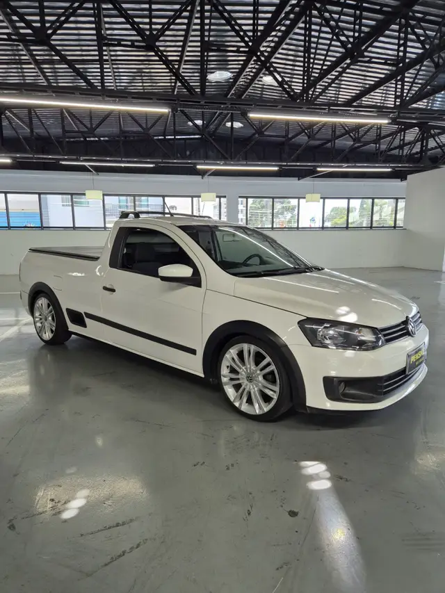 Carro Volkswagen Saveiro 2015 1.6 (Flex)