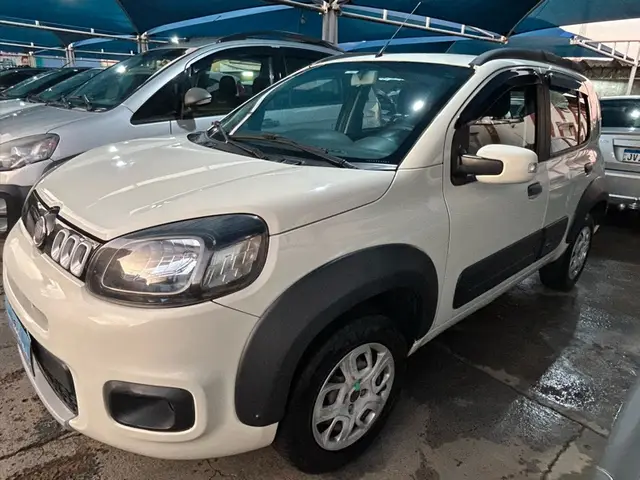 Carro Fiat Uno 2015 Way 1.4 8V (Flex) 4p