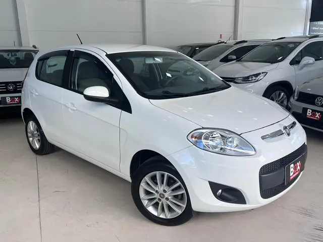 Carro Fiat Palio 2016 Essence 1.6 16V (Flex)