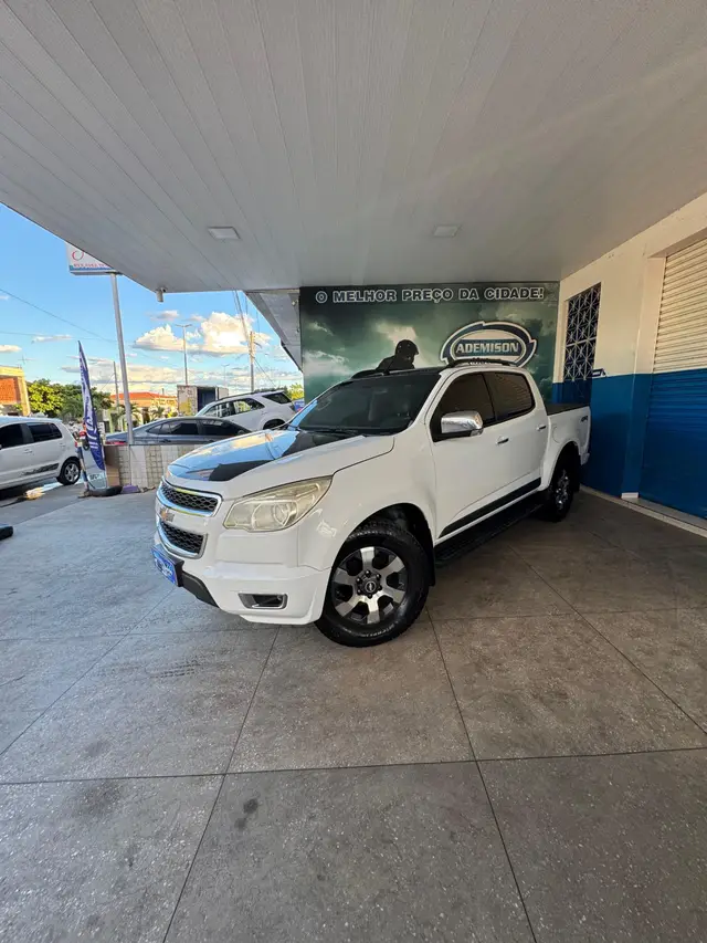 Carro Chevrolet S10 Cabine Dupla 2013 Pick-Up LTZ 2.8 TDI 4x2 CD Dies. (Aut)