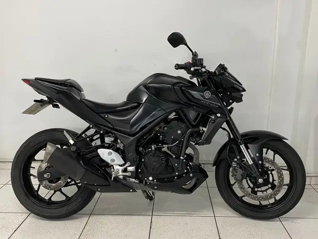 Moto Yamaha MT-03 2023 ABS