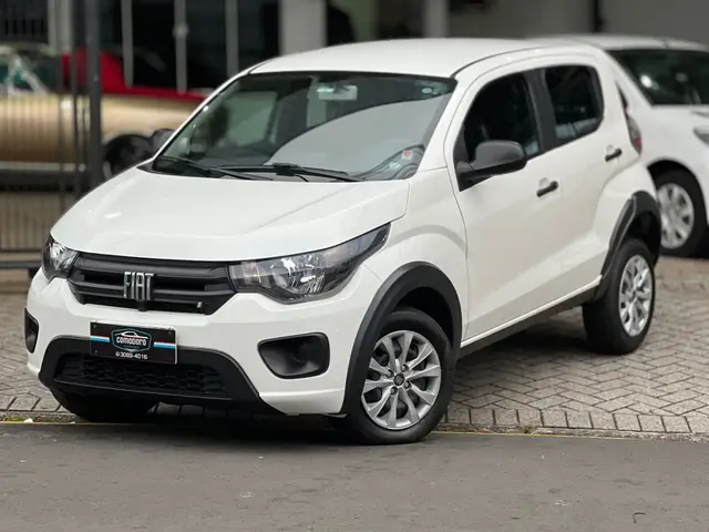 Carro Fiat Mobi 2024 Trekking 1.0