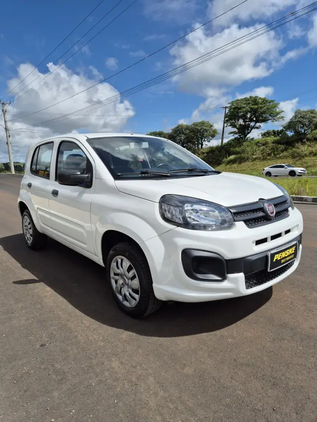 Carro Fiat Uno 2019 Attractive 1.0 8V (Flex) 4p