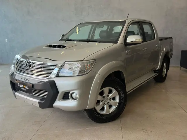 Carro Toyota Hilux Cabine Dupla 2015 Hilux 3.0 TDI 4x4 CD SRV (Aut)