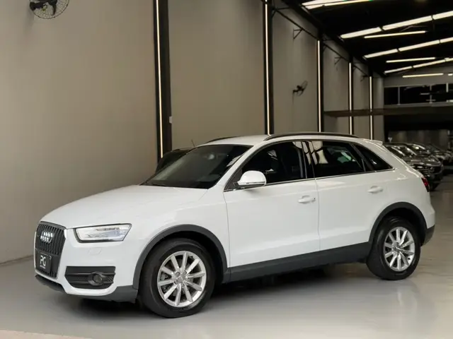 Carro Audi Q3 2015 2.0 TFSI Attraction S Tronic Quattro