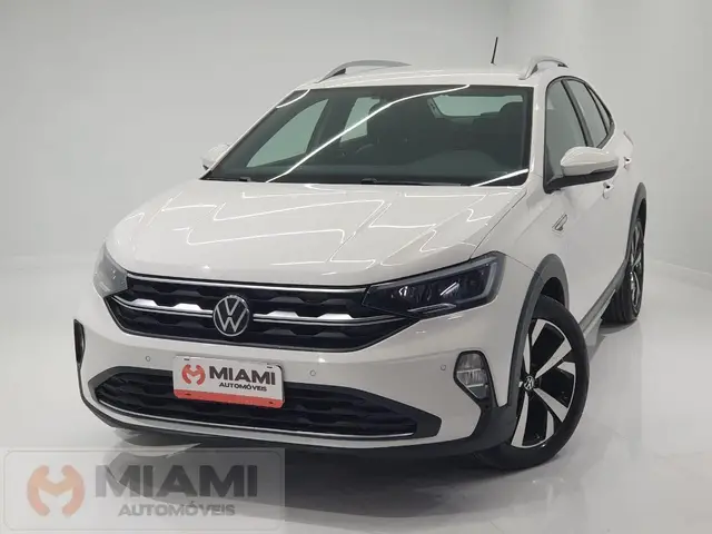 Carro Volkswagen Nivus 2024 Highline 200 TSI
