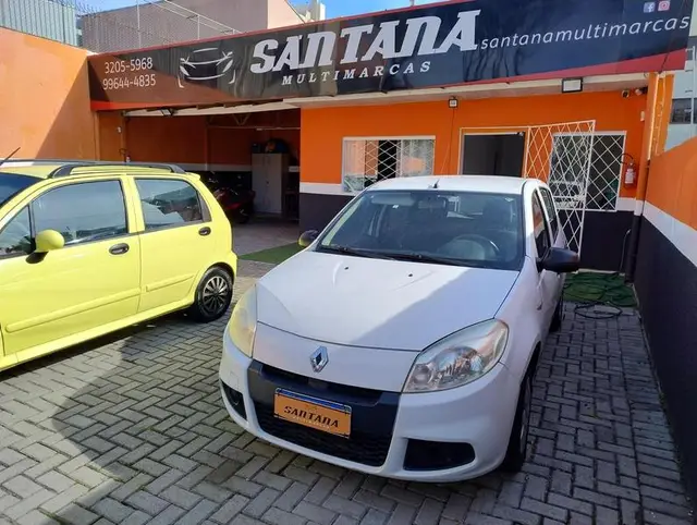 Carro Renault Sandero 2013 Authentique 1.0 16V (flex)