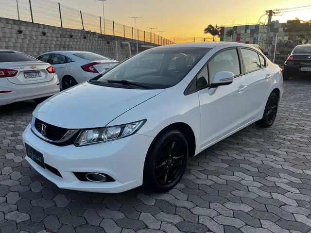 Carro Honda Civic 2012 New  LXL SE 1.8 i-VTEC (Flex)