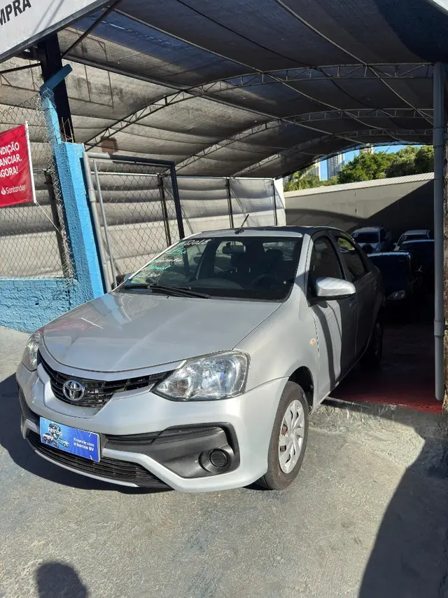 Carro Toyota Etios Sedan 2018 X 1.5 (Flex)