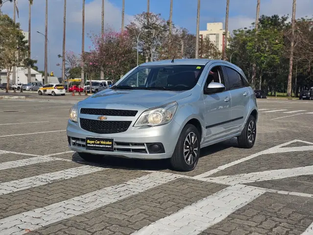 Carro Chevrolet Agile 2011 LT 1.4 8V (Flex)