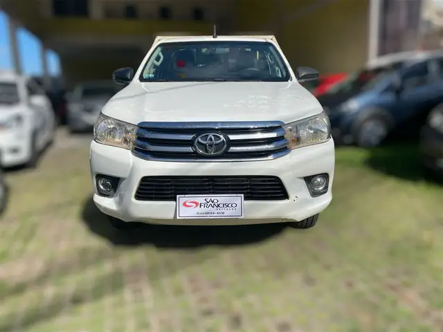 Carro Toyota Hilux Cabine Simples 2016 Hilux 2.8 TDI Chassi CS 4x4