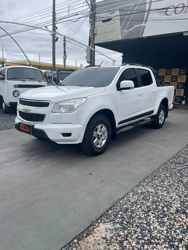 Carro Chevrolet S10 Cabine Dupla 2016 S10 2.5 ECOTEC SIDI LT (Cabine Dupla)