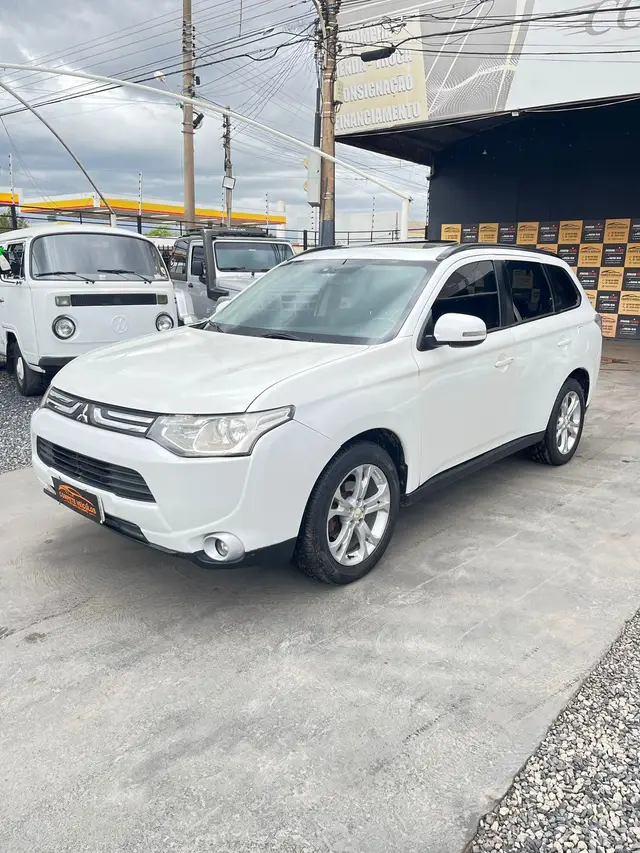 Carro Mitsubishi Outlander 2014 2.0 16V CVT
