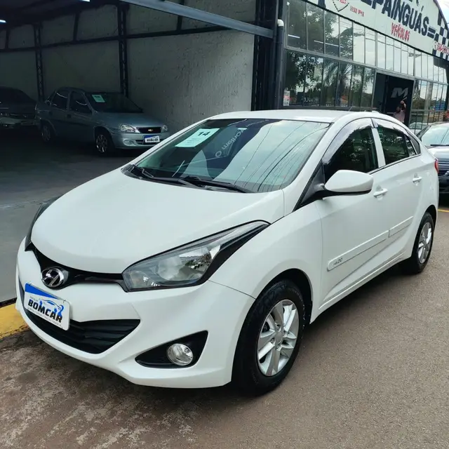 Carro Hyundai HB20S 2014 1.6 Comfort Style (Flex)