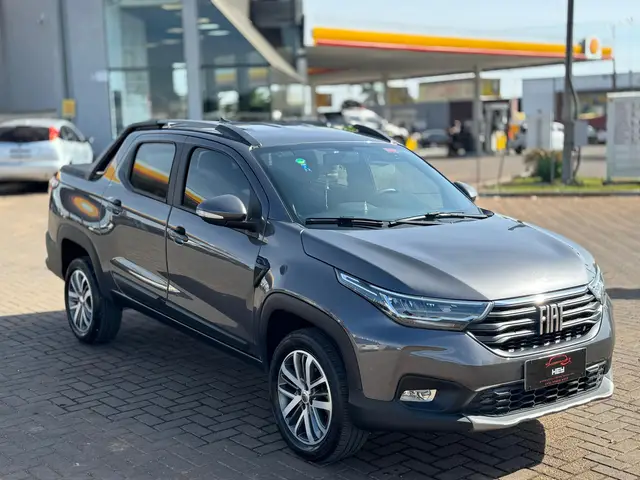 Carro Fiat Strada 2024 Volcano 1.3 Flex 8V CD Aut.