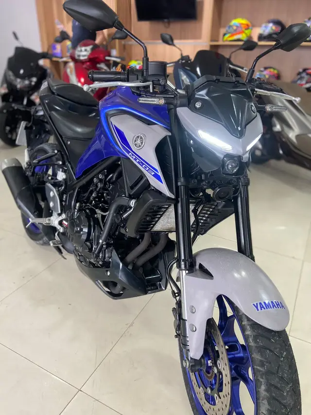 Moto Yamaha MT-03 2022 ABS