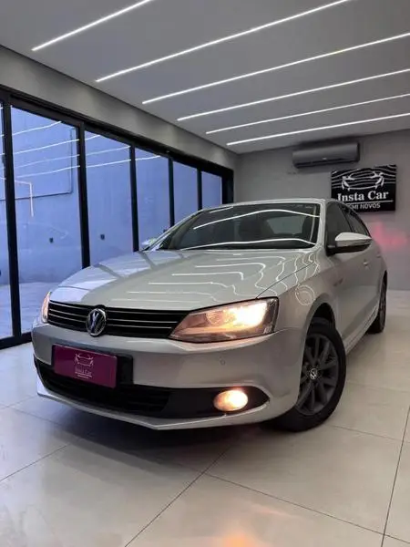 Volkswagen Jetta 2.0 Comfortline (Flex)