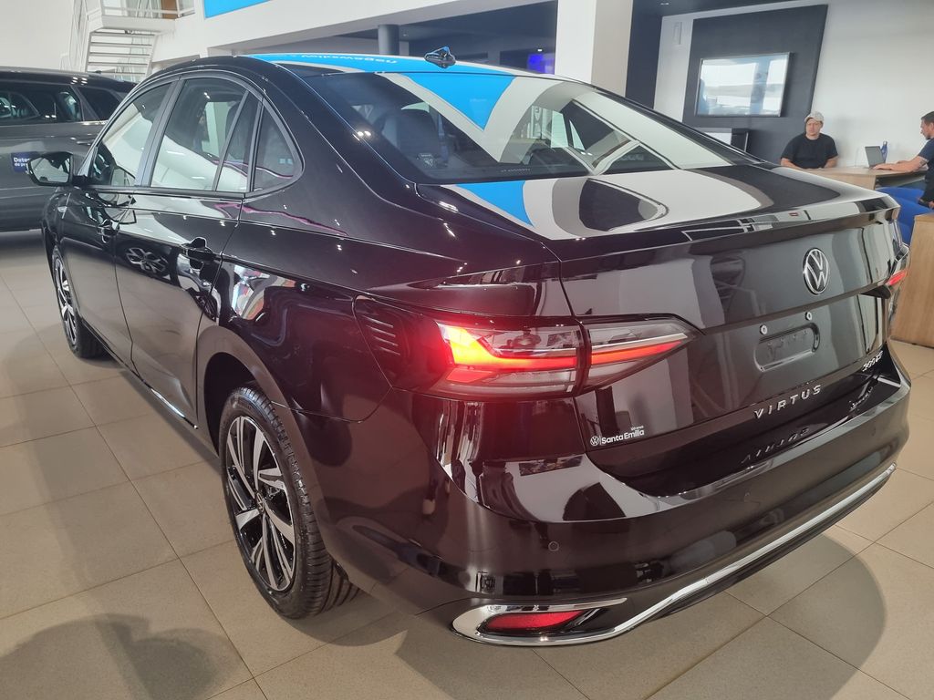 Virtus Highline 200 TSI