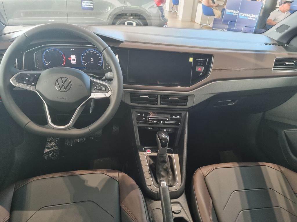 Virtus Highline 200 TSI